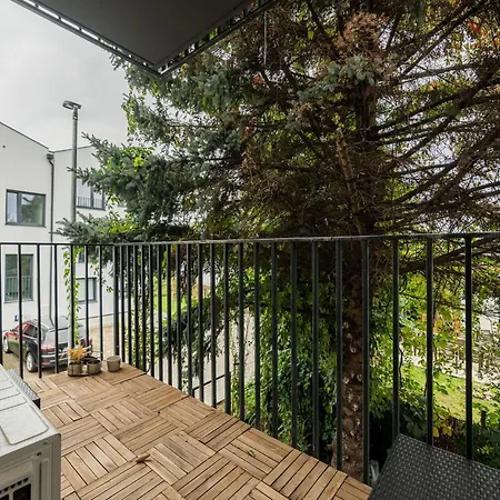 Airport Deluxe Poznań